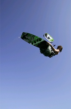 /user/public/images/kiteboarding2.2.jpg